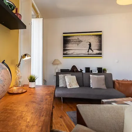 아파트 Family Near Metro Sleeps 8