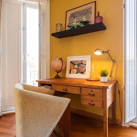 아파트 Family Near Metro Sleeps 8