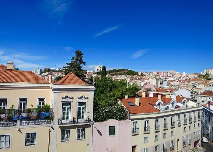 Family Near Metro Sleeps 8 Appartamento Lisbona