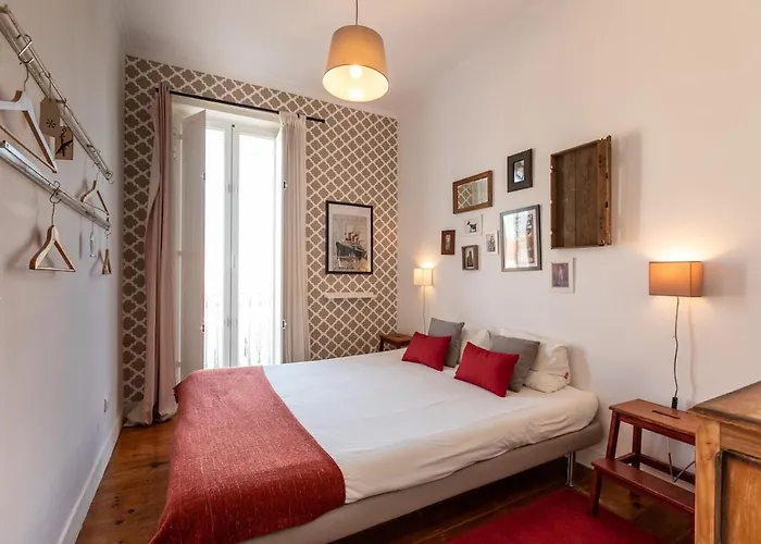 Appartamento Family Near Metro Sleeps 8