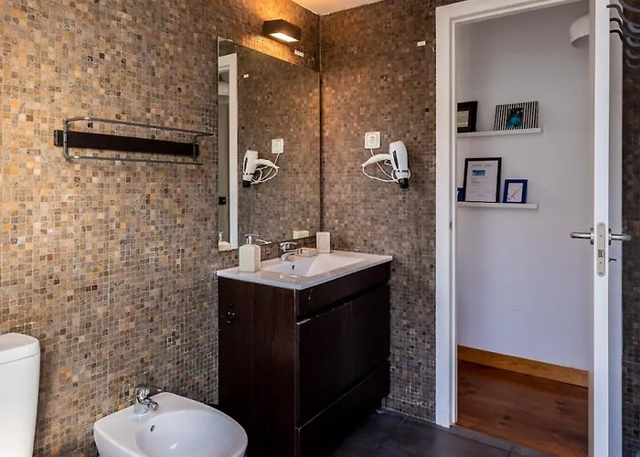 Apartamento Family Near Metro Sleeps 8