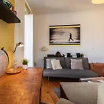 Appartement Family Near Metro Sleeps 8