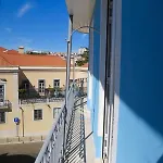 Family Near Metro Sleeps 8 * Lisboa
