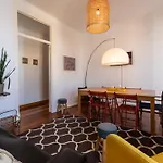 Family Near Metro Sleeps 8 Appartement Lisboa